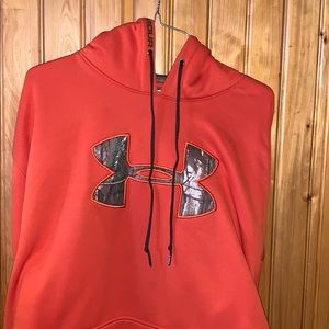 Men’s under armour hoodie